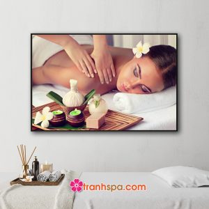 Mẫu tranh spa đẹp hình ảnh massage xoa bóp vai gáy cho khách hàng