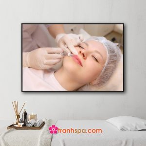 Mẫu tranh spa đẹp hình ảnh tiêm filler làm đẹp môi